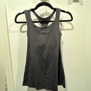 Lululemon running top built in bra size 4